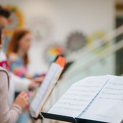 EIF Festival Fridays bring music to children at the Royal Hospital for Children and Young People